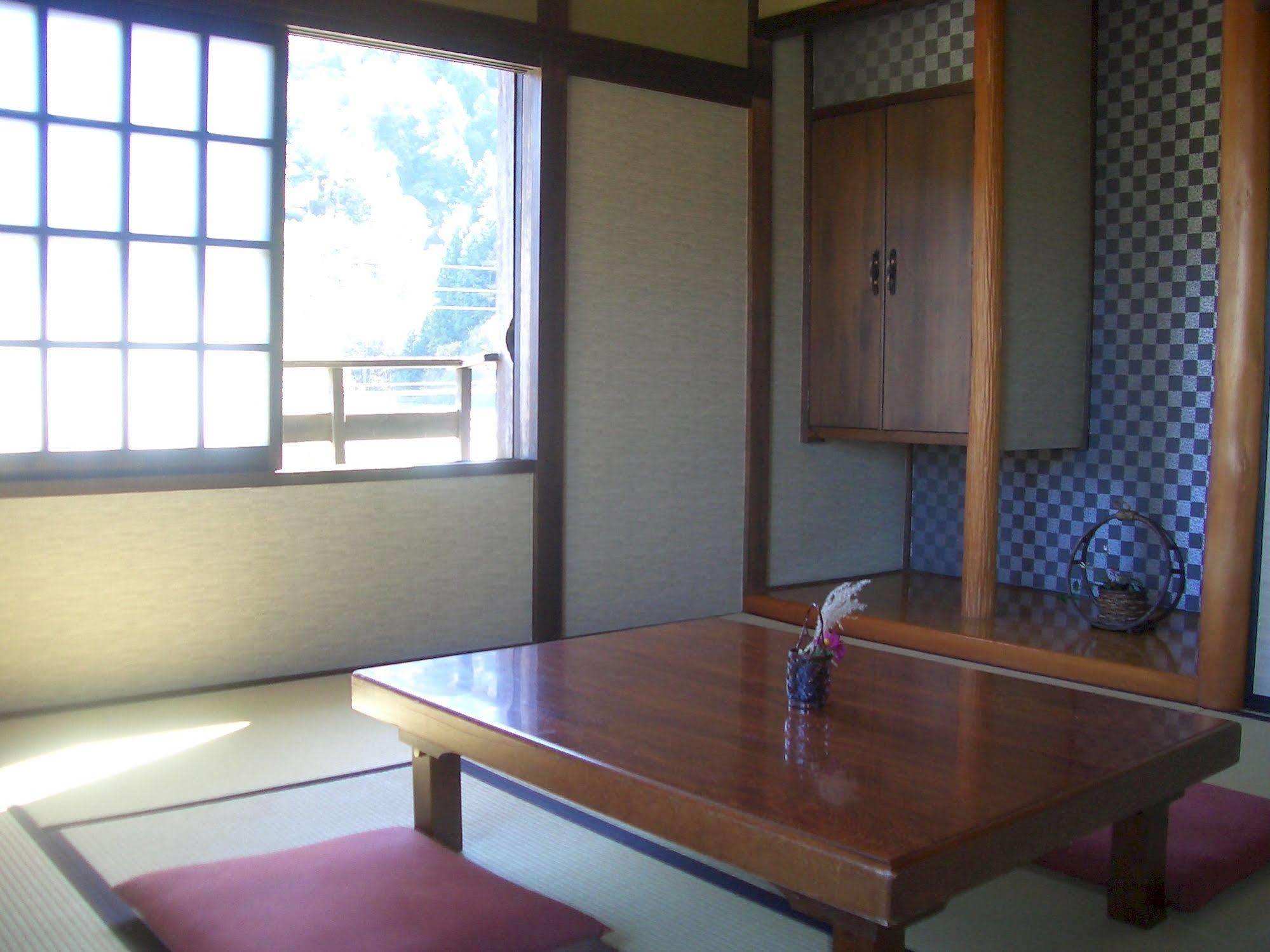四季亭酒店 富士吉田市 外观 照片